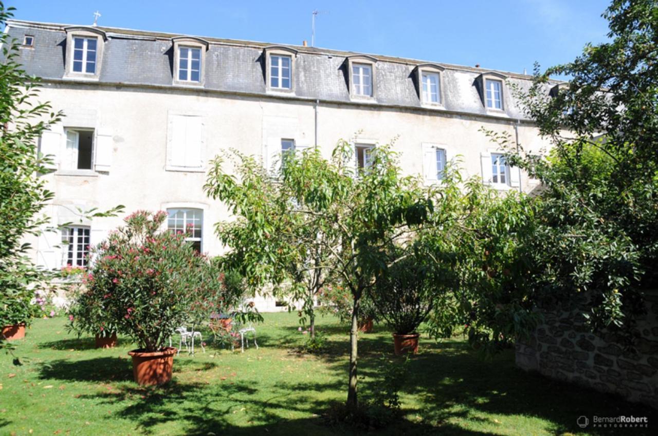 Bed and Breakfast Le Couvent En Bazois Châtillon-en-Bazois Zewnętrze zdjęcie